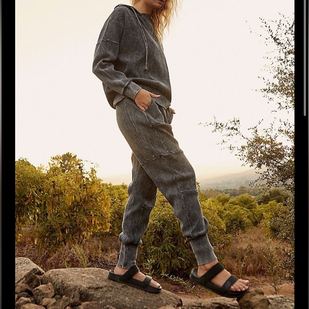 Free people movement the simple set jogger set small